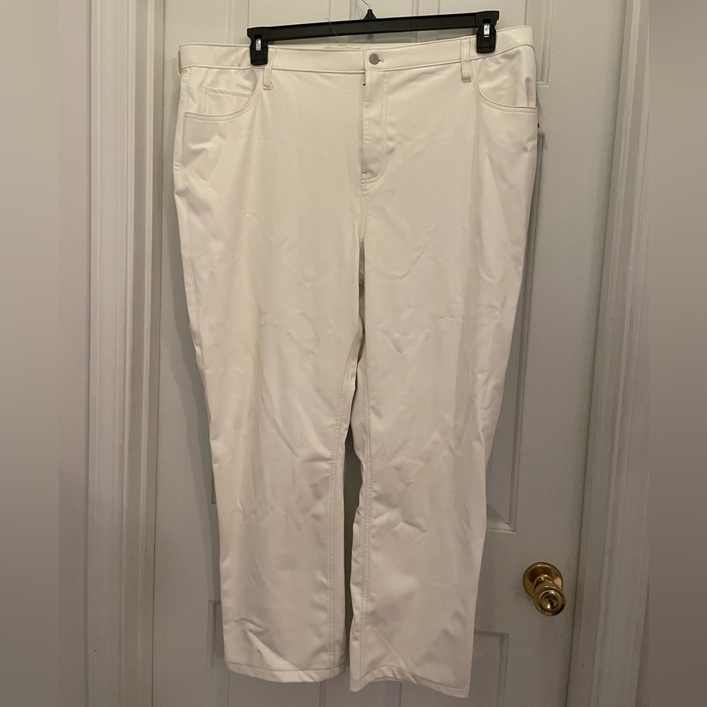 Abercrombie & Fitch Ultra High Rise Pants in White Faux Leather